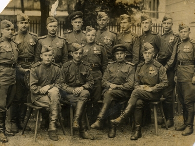 Сослуживцы Пакишева Ф.А Берлин 1945 год